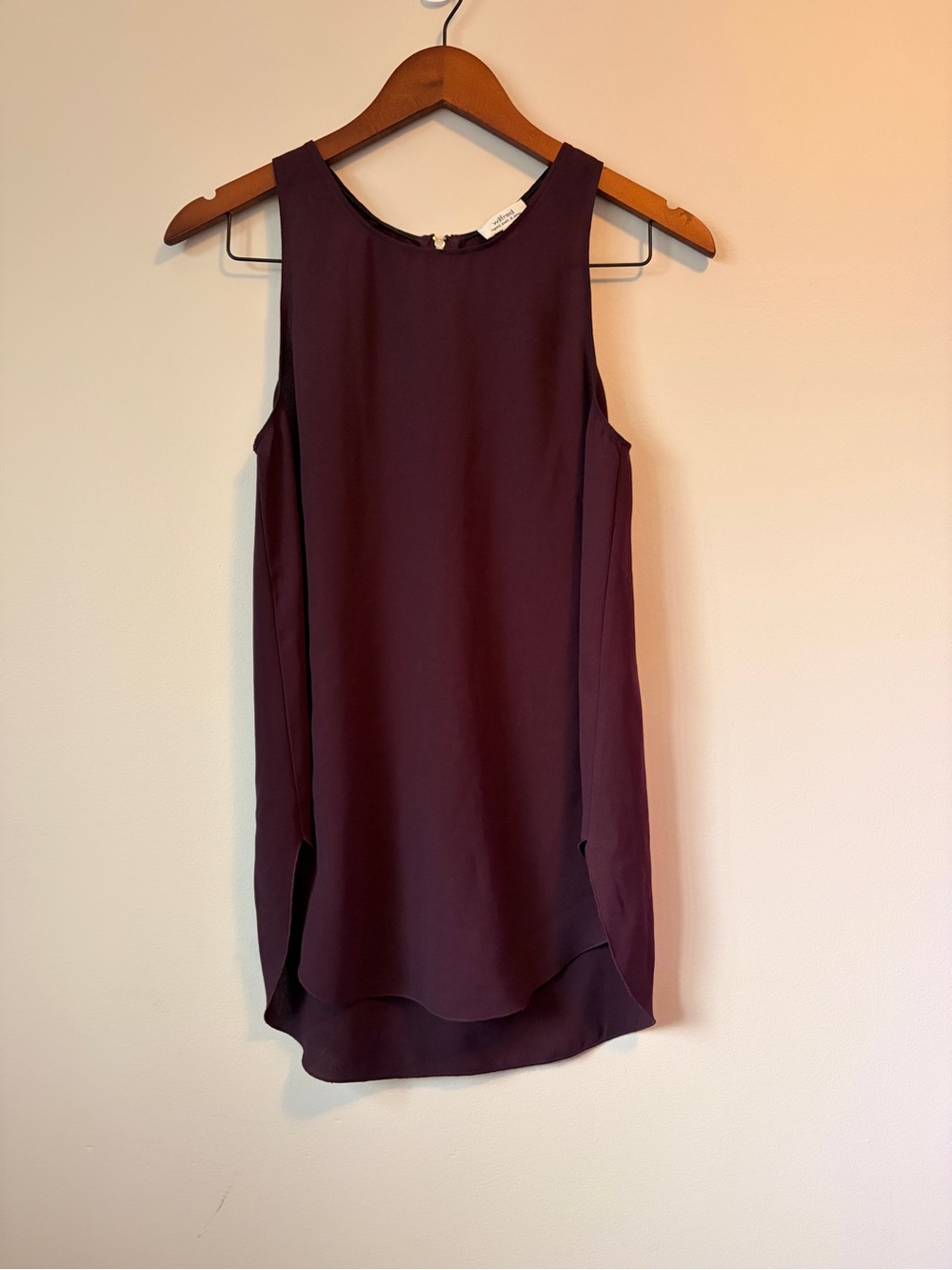 Aritzia Wilfred Burgundy Silk Trim Blouse Tank Small S